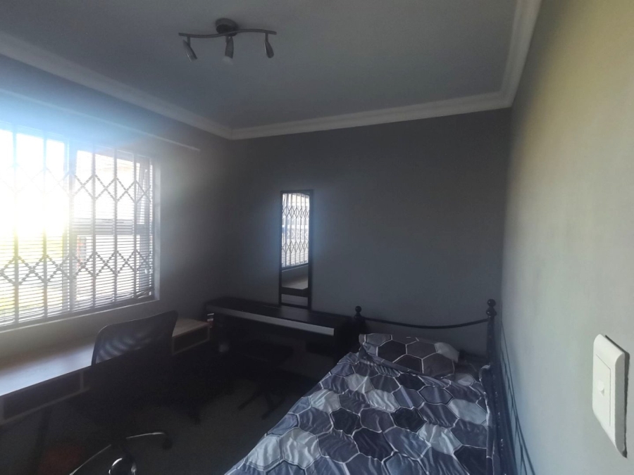2 Bedroom Property for Sale in Fairview Eastern Cape
